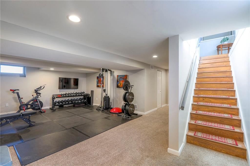 600 W 96th Street — photo 37