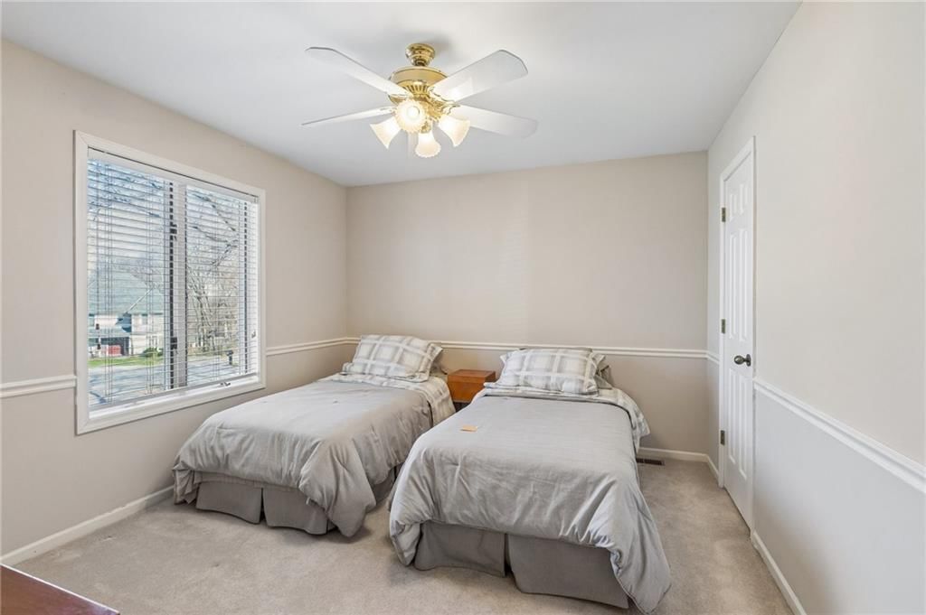4433 NW Claymont Woods Drive — photo 24