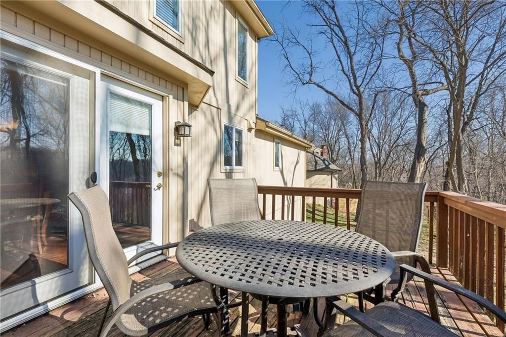4433 NW Claymont Woods Drive — photo 44