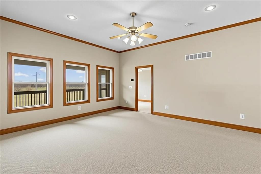 202 Prairie Rose Circle — photo 7