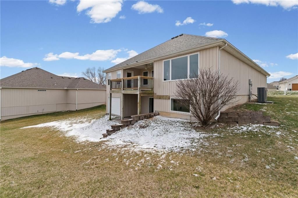 202 Prairie Rose Circle — photo 39