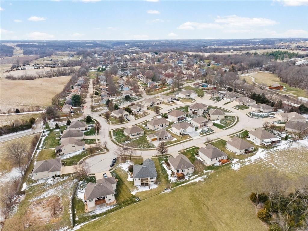 202 Prairie Rose Circle — photo 44