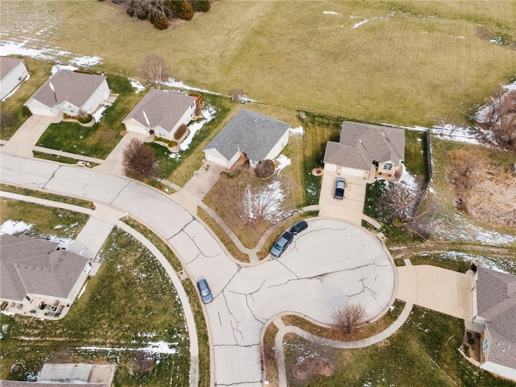202 Prairie Rose Circle — photo 50