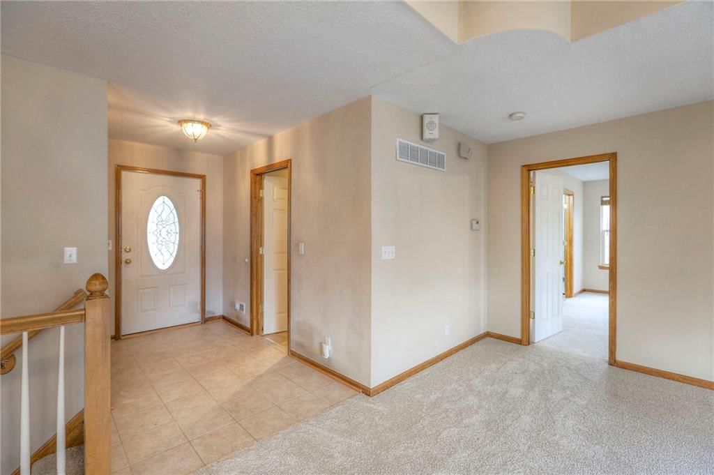 1105 Creekside Court — photo 4