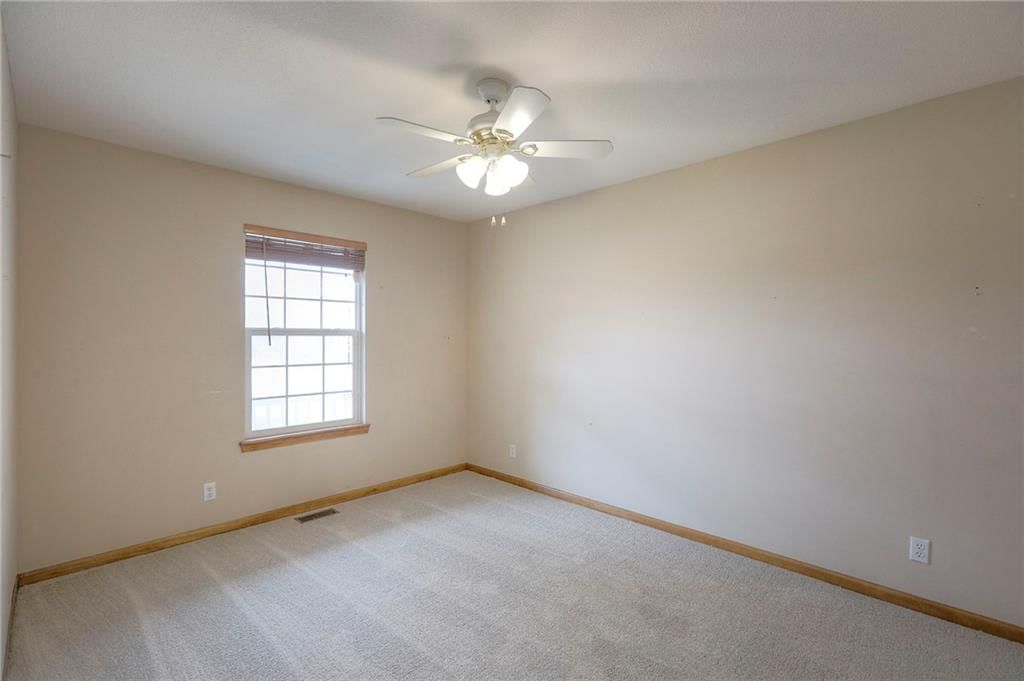 1105 Creekside Court — photo 32