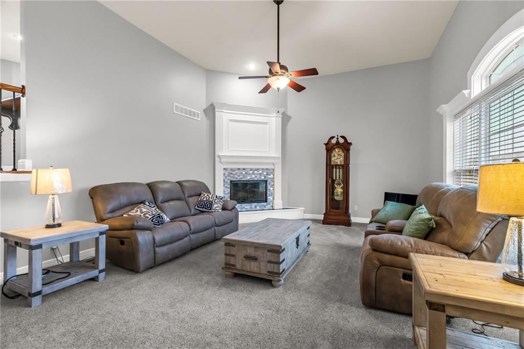 803 Englewood Drive — photo 8