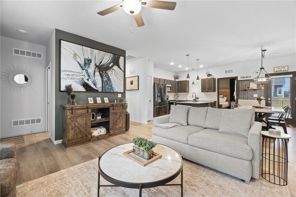 27113 E Cedar Grove Drive — photo 3