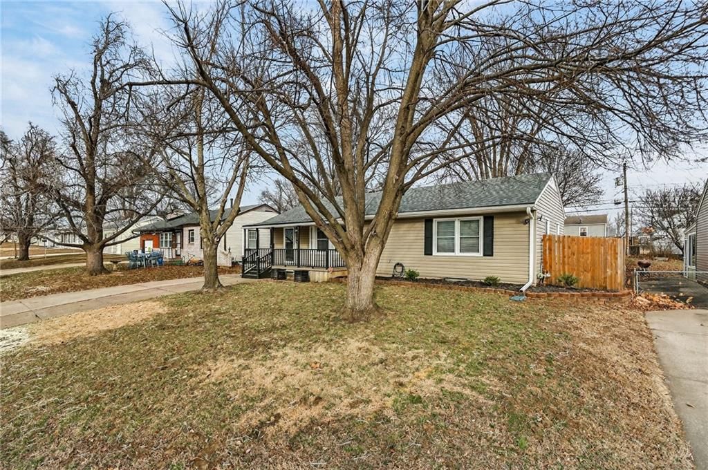 1207 N Atherton Road — photo 3
