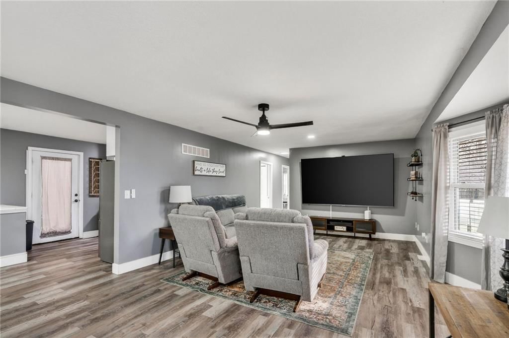 1207 N Atherton Road — photo 6