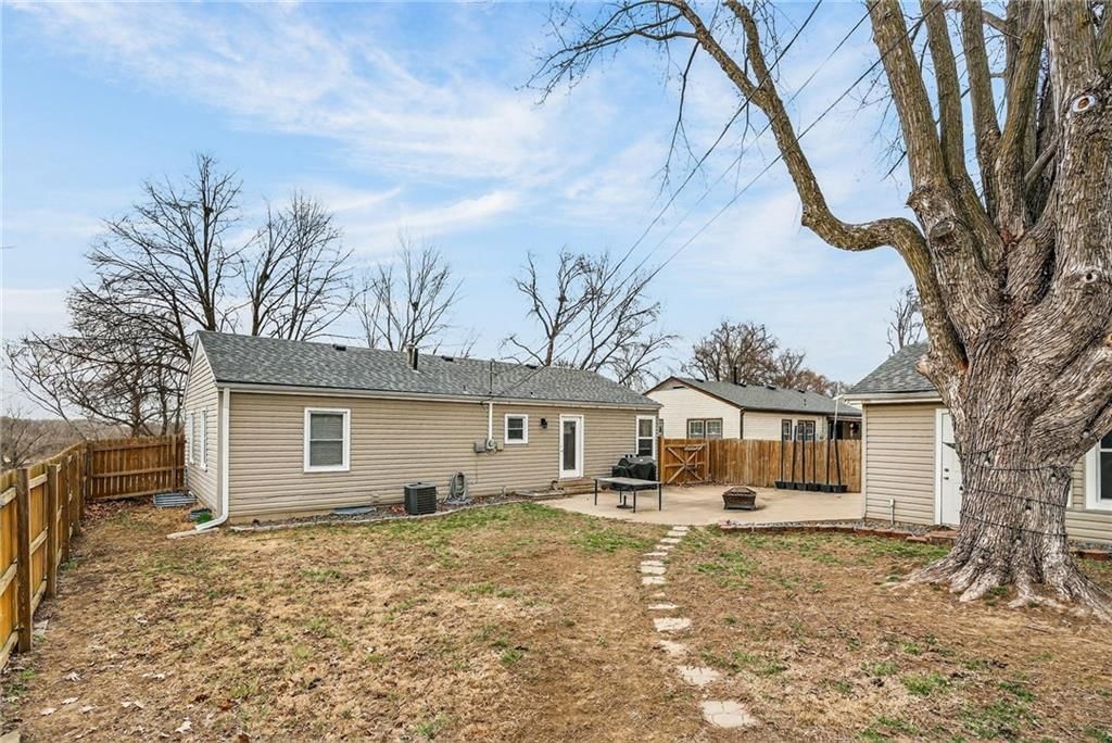 1207 N Atherton Road — photo 31
