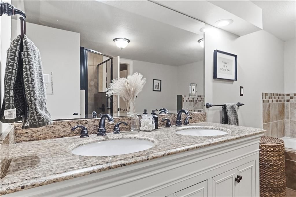5327 Rosewood Street — photo 21