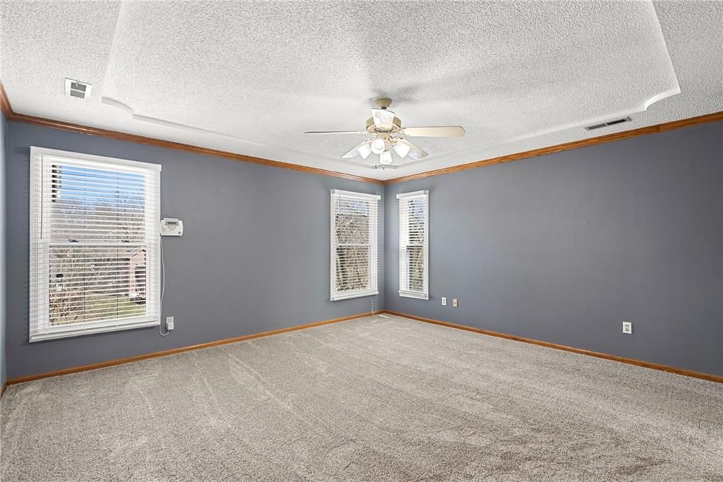 2402 SW Springcreek Court — photo 20