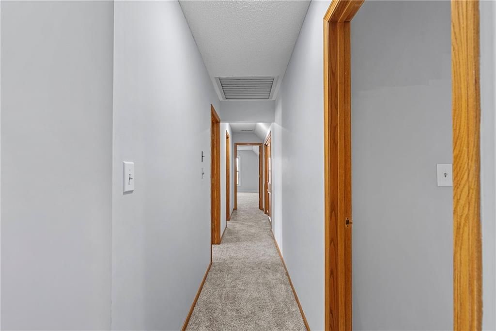 2402 SW Springcreek Court — photo 25