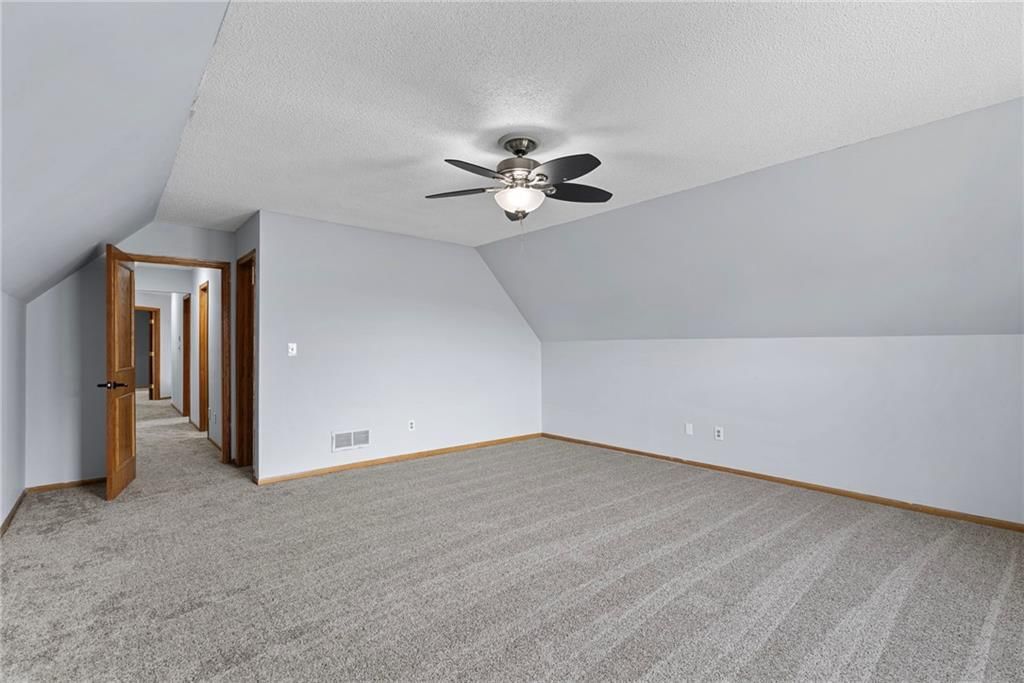 2402 SW Springcreek Court — photo 27