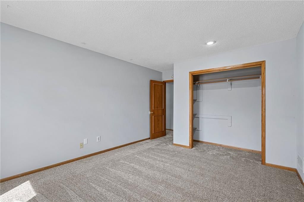 2402 SW Springcreek Court — photo 30