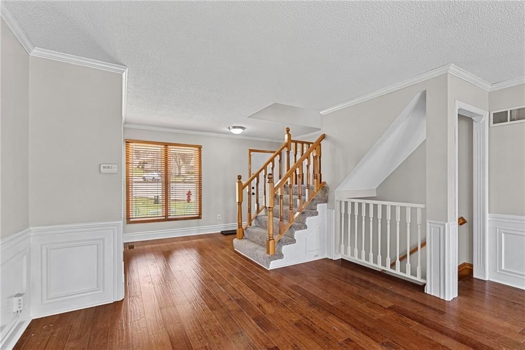 2402 SW Springcreek Court — photo 33