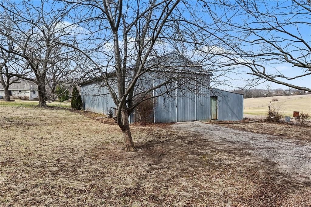 1492 SW Hook Road — photo 42