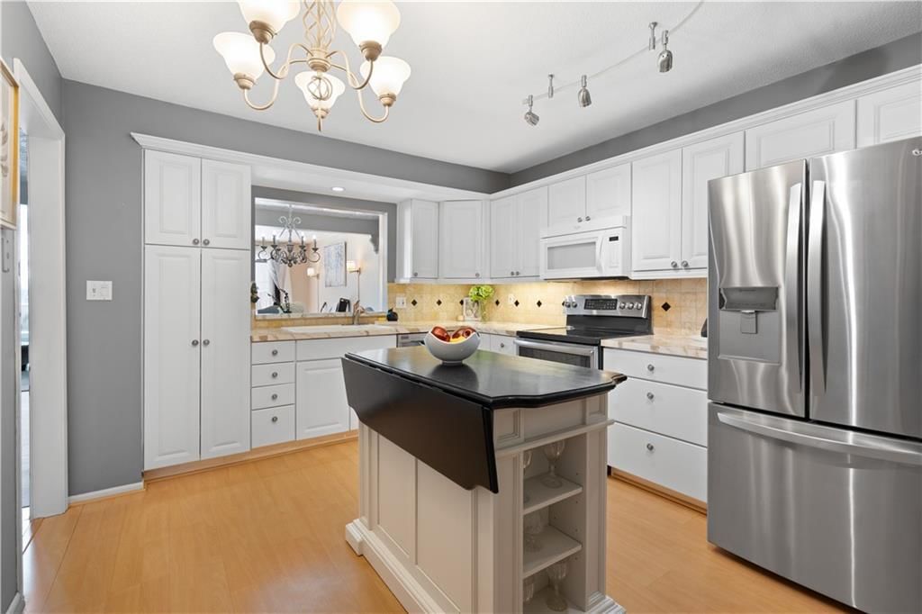 6735 W 108th Terrace — photo 13