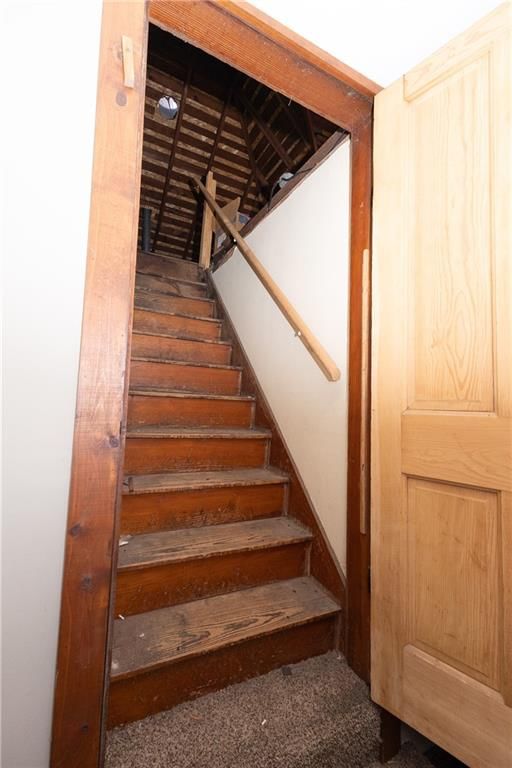 614 W Oak Street — photo 16