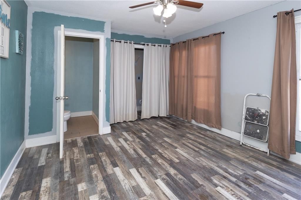 614 W Oak Street — photo 27
