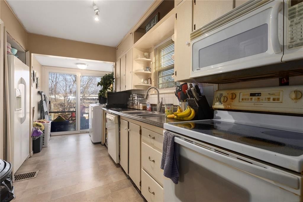 5330 NE Barnes Avenue — photo 8