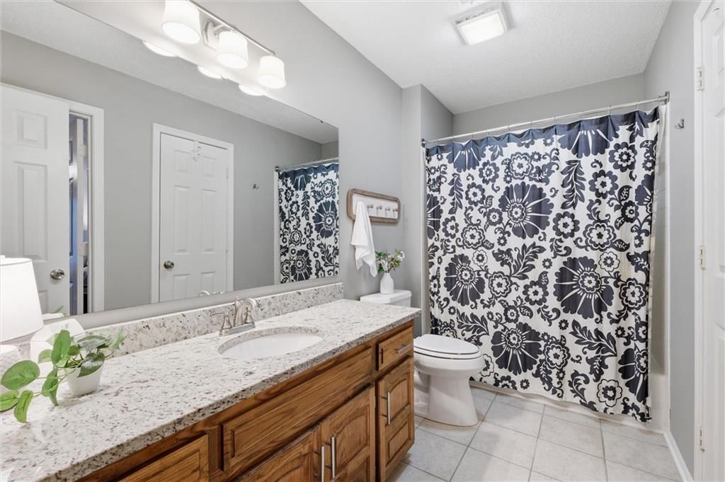 6114 W 157th Terrace — photo 34