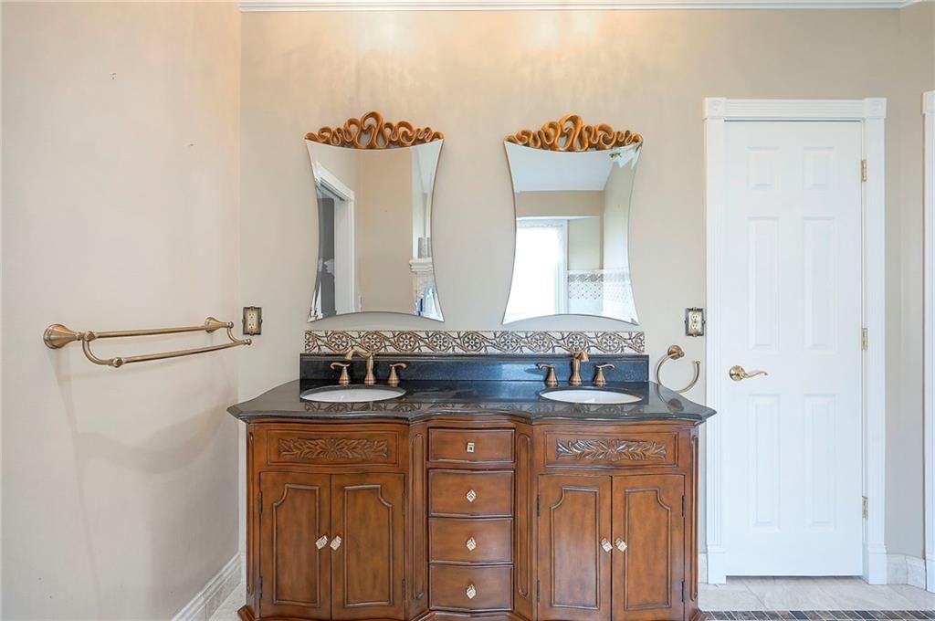 6201 N KENSINGTON Court — photo 43