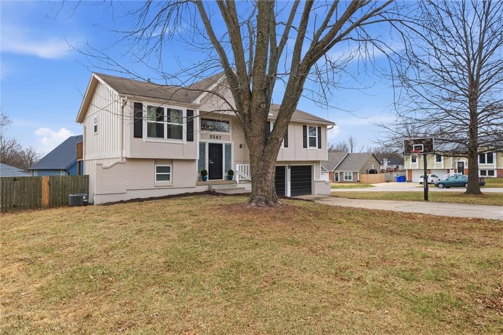 5587 Gleason Road — photo 3