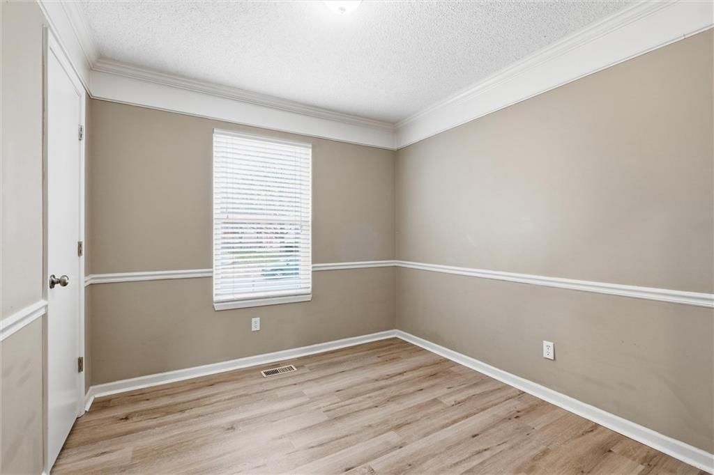 5587 Gleason Road — photo 22