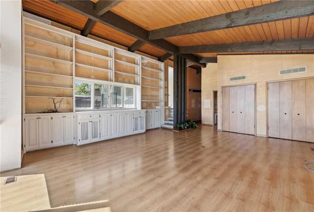 3630 N Briarcliff Road — photo 32