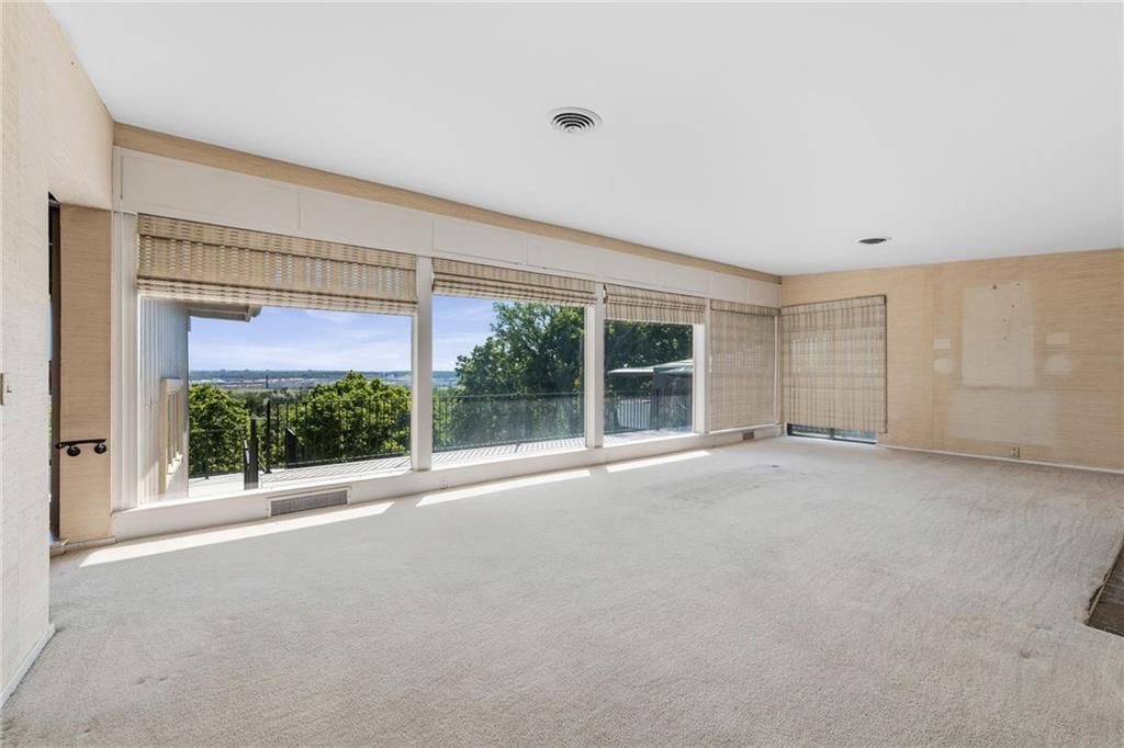 3630 N Briarcliff Road — photo 45