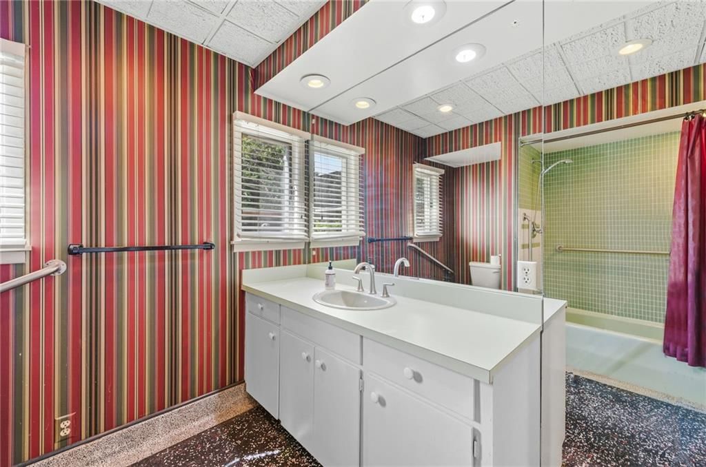 3630 N Briarcliff Road — photo 56