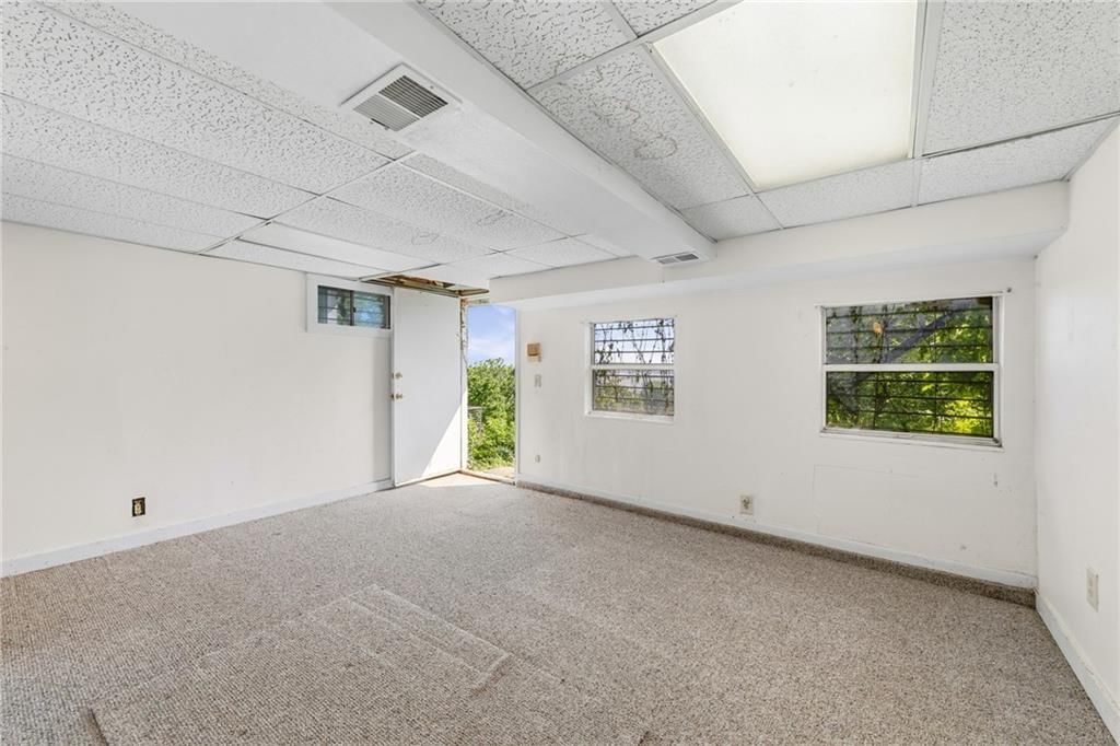 3630 N Briarcliff Road — photo 76