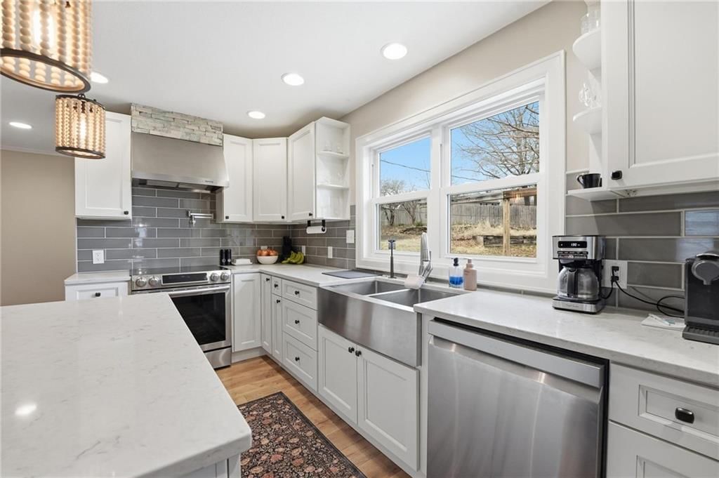 3106 Oakcrest Drive — photo 10