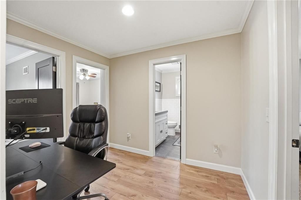3106 Oakcrest Drive — photo 23