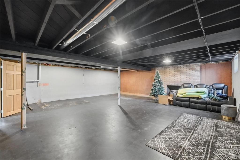 3106 Oakcrest Drive — photo 25
