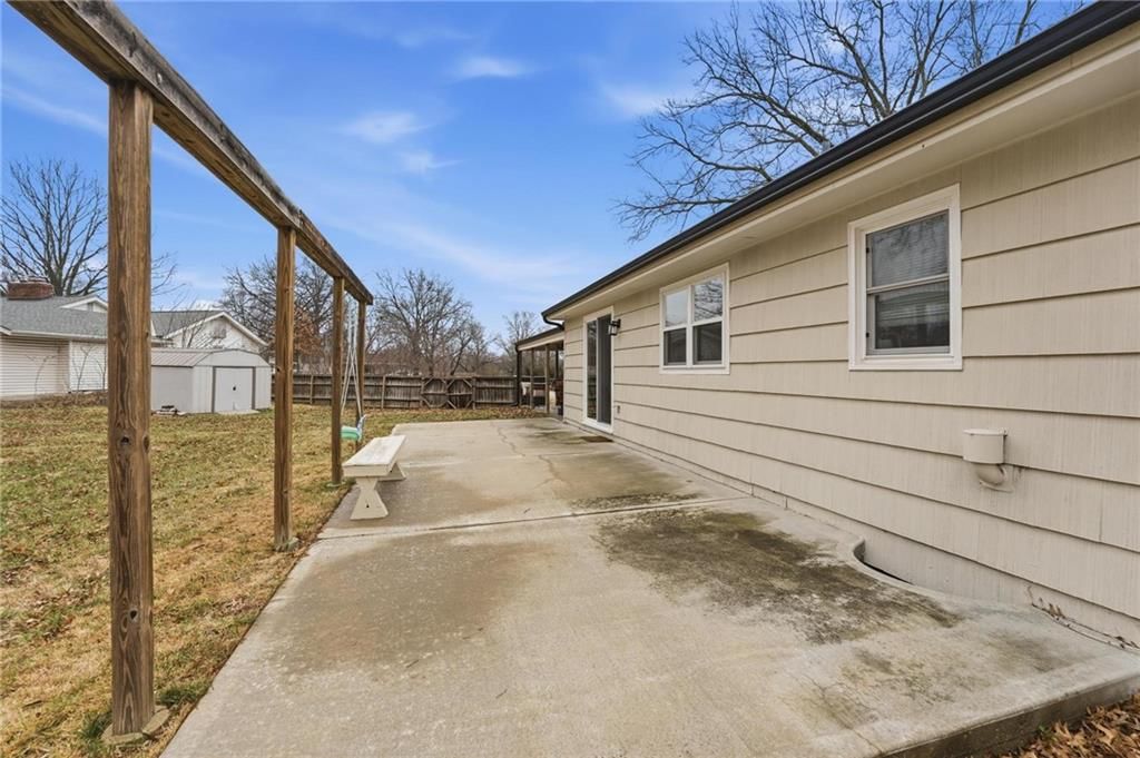 3106 Oakcrest Drive — photo 33