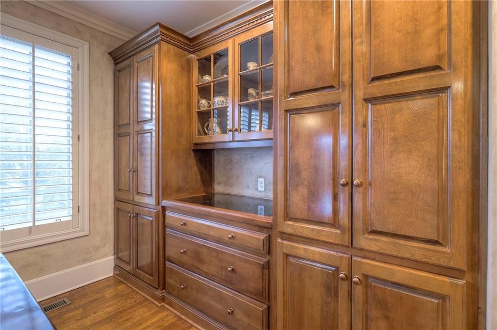 10804 W 141st Street — photo 29