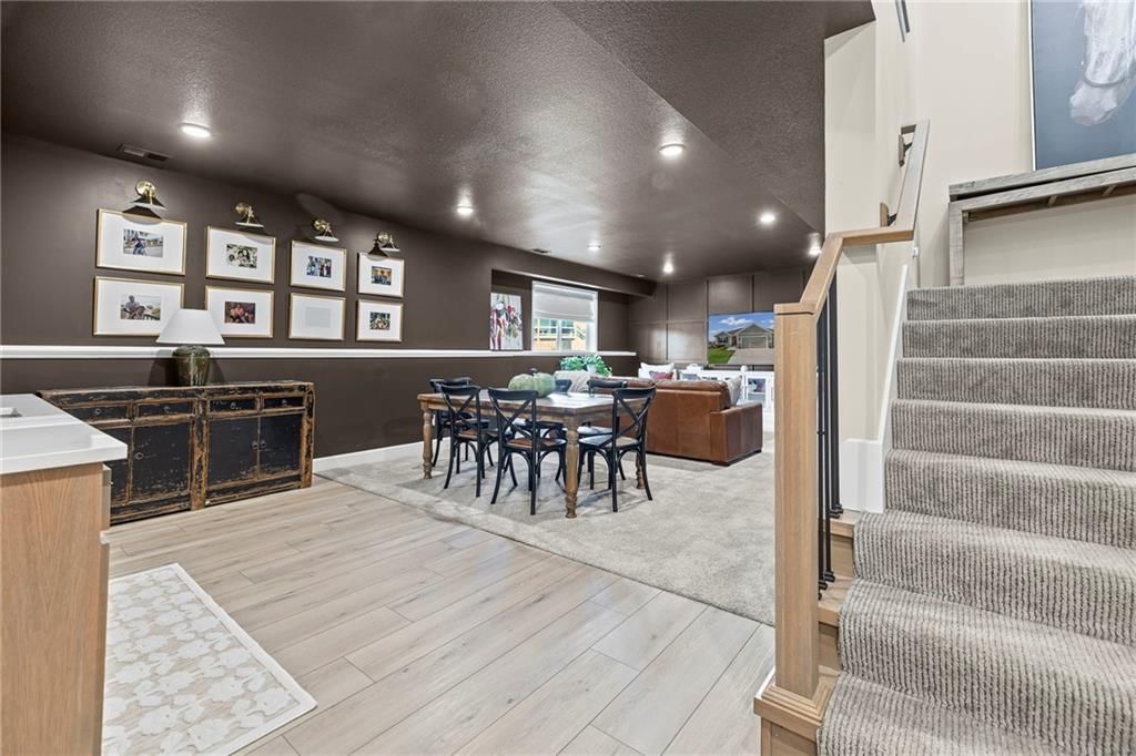 1810 Garden Court — photo 32