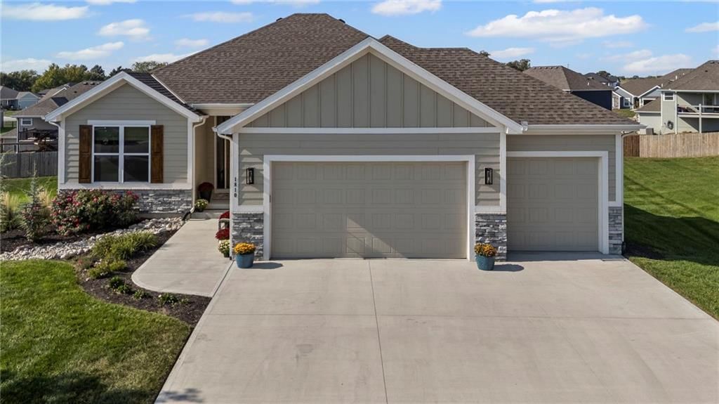 1810 Garden Court — photo 43