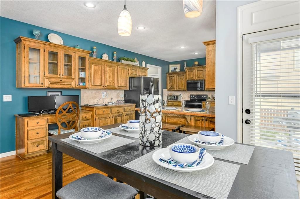 2205 SW Hawk View Road — photo 14