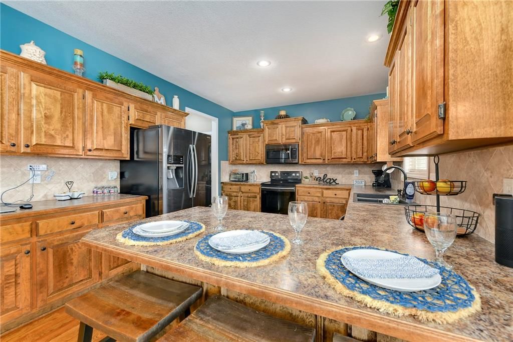 2205 SW Hawk View Road — photo 17