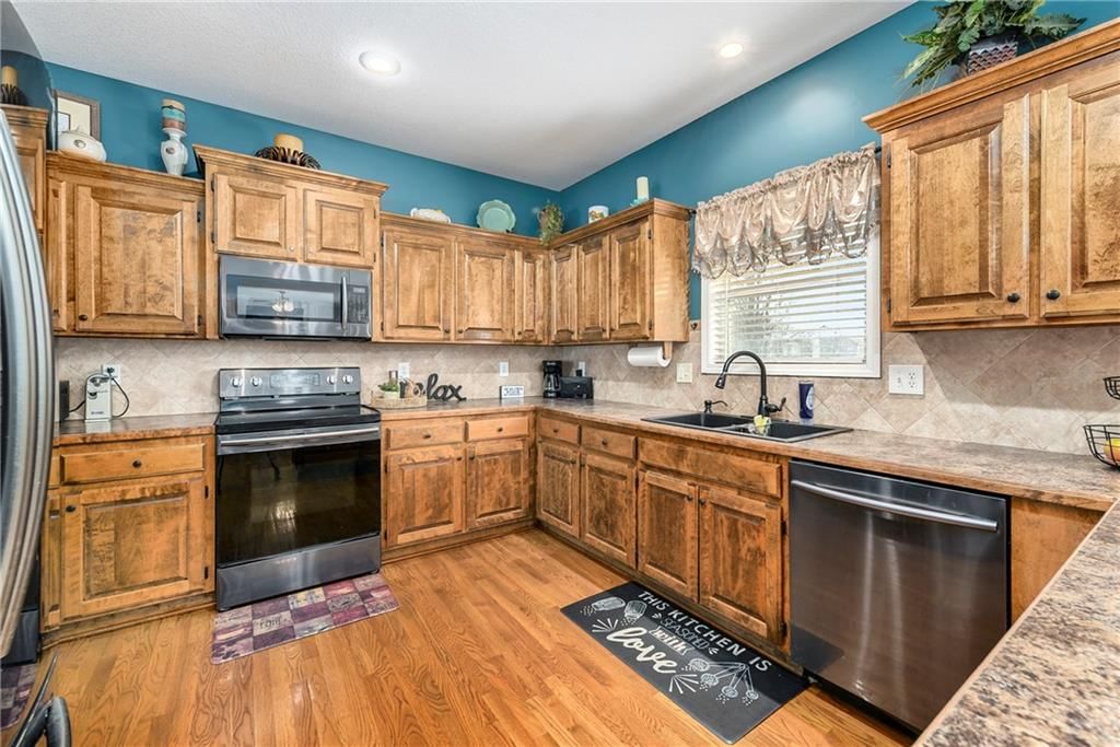 2205 SW Hawk View Road — photo 18