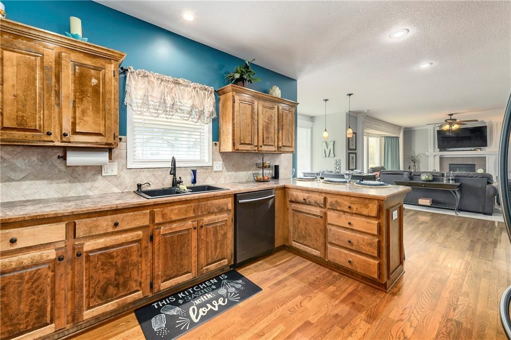 2205 SW Hawk View Road — photo 19