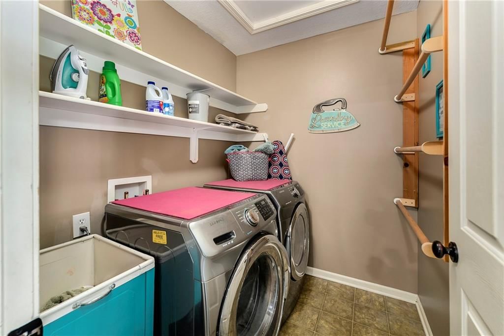 2205 SW Hawk View Road — photo 32