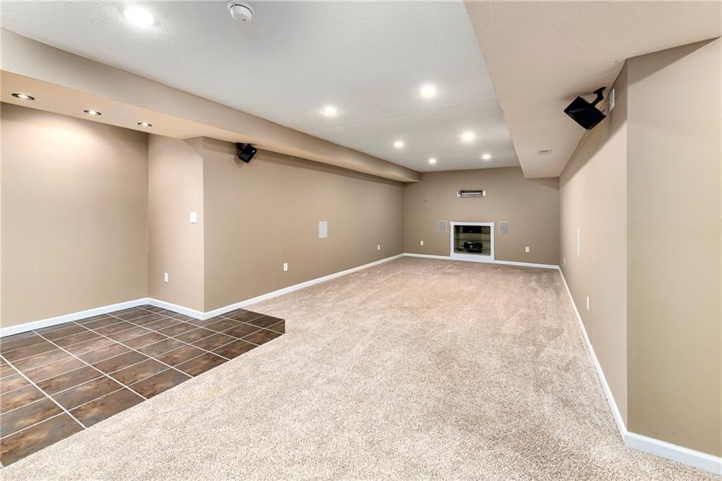 2205 SW Hawk View Road — photo 39
