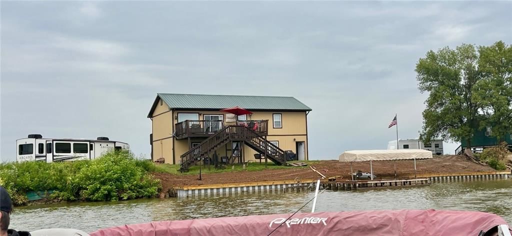 147 Ruwwe Drive — photo 2