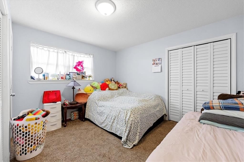 104 E SUNRISE Drive — photo 15