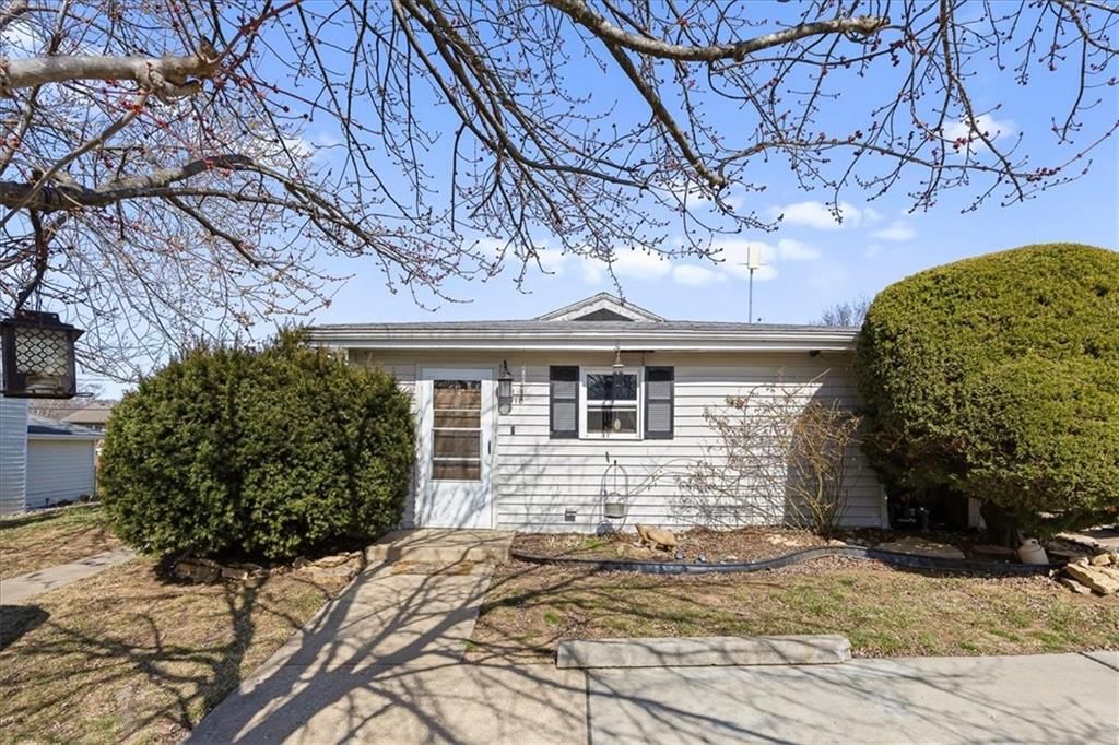 104 E SUNRISE Drive — photo 24