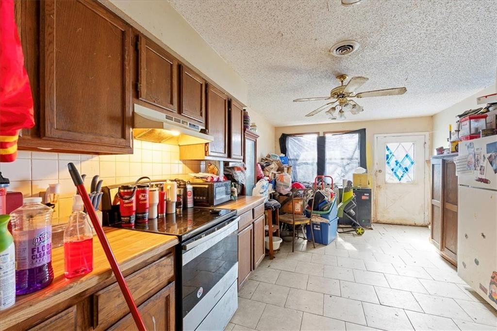 104 E SUNRISE Drive — photo 35
